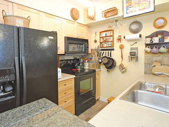 3rd image of 1545 NW 57th St Unit 424