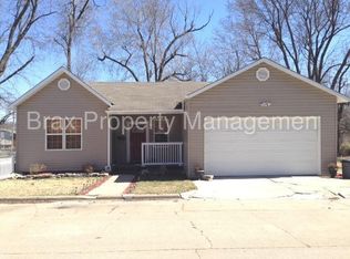 2256 N Nettleton Ave, Springfield, MO 65803