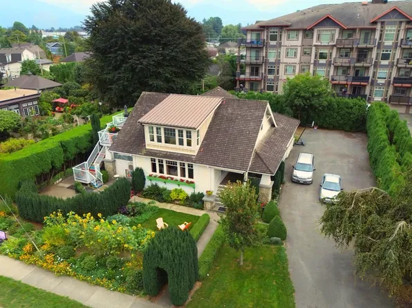 46028 1st Ave, Chilliwack, BC V2P 1W1