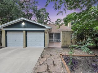 18 N Deerfoot Cir, Spring, TX 77380