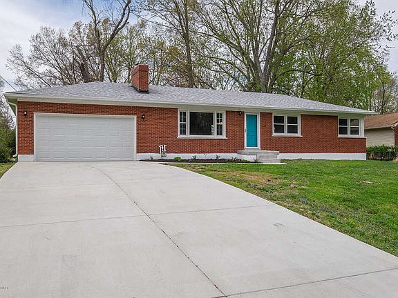 2nd image of 9816 Silverwood Ln