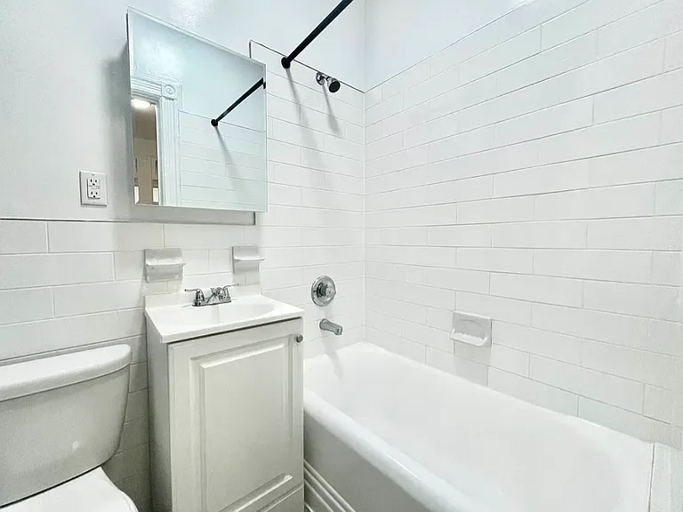 357 E 68th St #3D — Photo 7