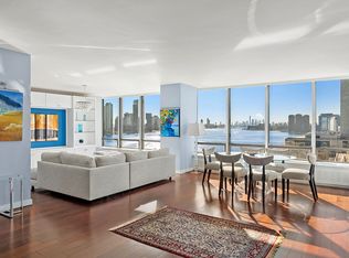 870 United Nations Plz APT 10G, New York, NY