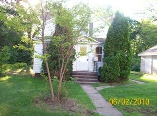 605 S 4th St, Ontonagon, MI 49953