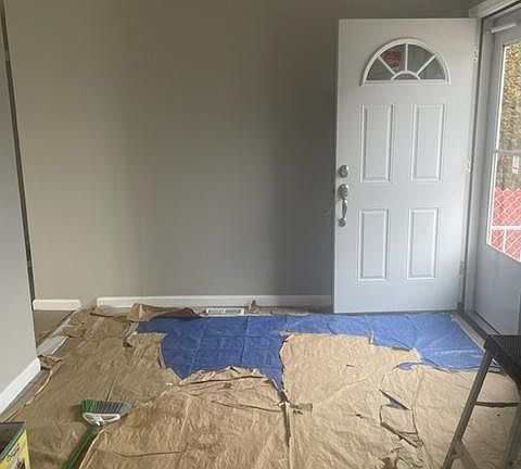5th image of 659 Harris Ave Floor 2