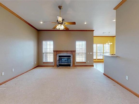 4th image of 10332 Ashford Dr