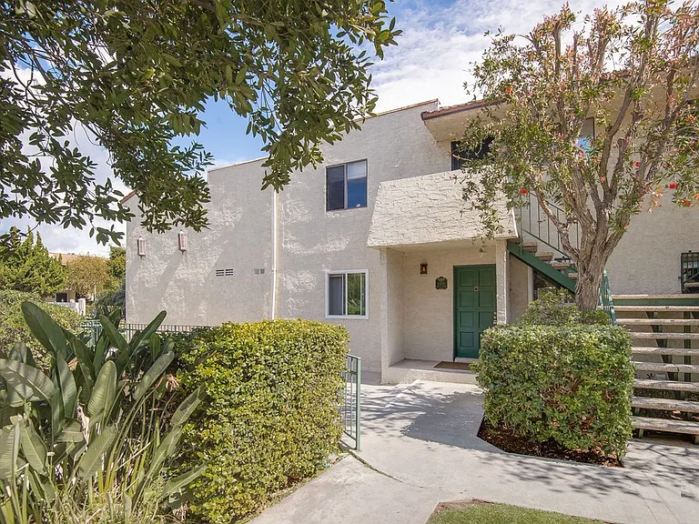6459 Kanan Dume Rd #6459 — Photo 1