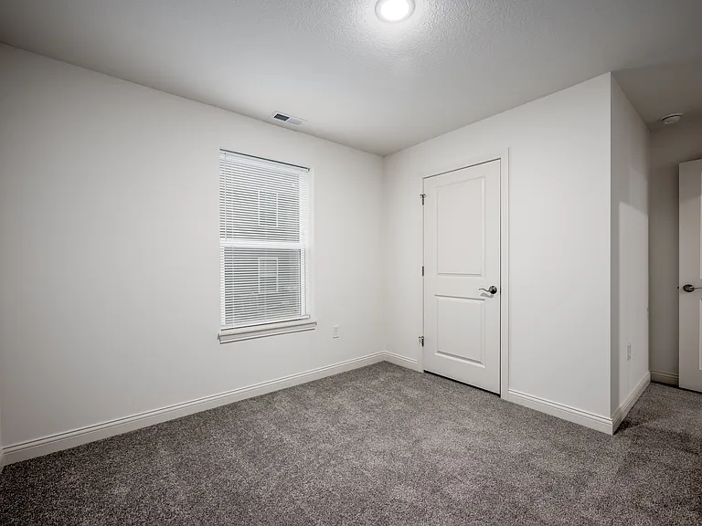 Compass Flats — Photo 4