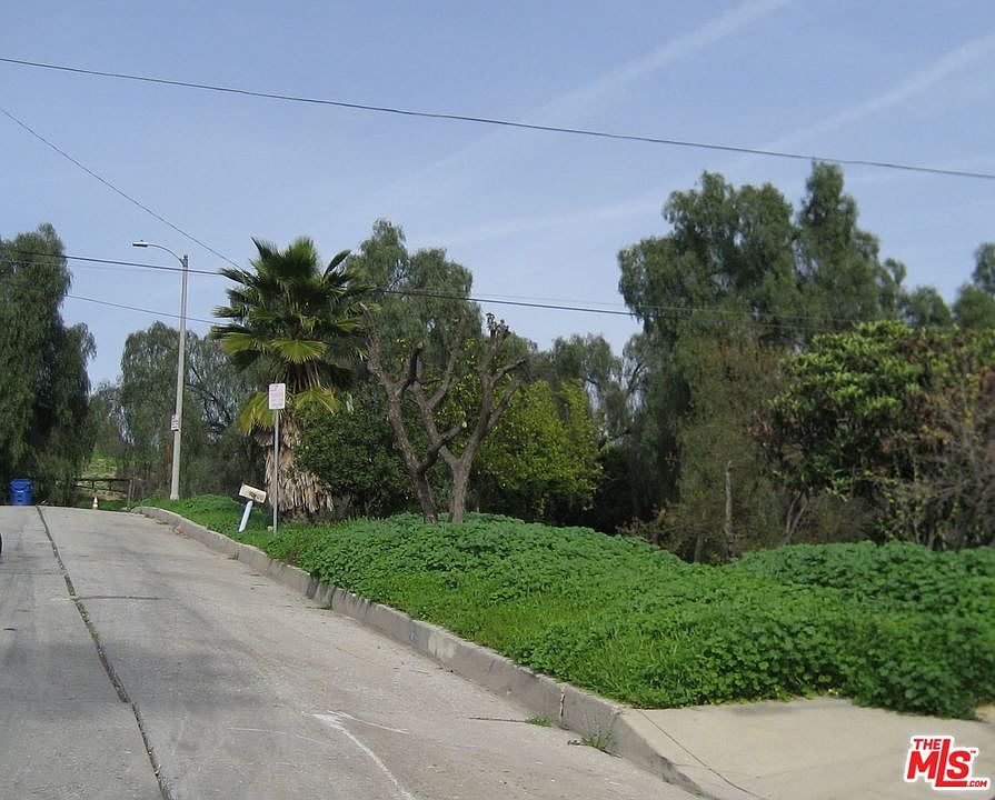 1st image of 3900 Pueblo Ave