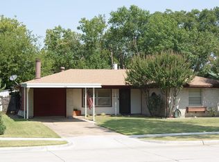 134 W Baron Pl, Grand Prairie, TX 75051