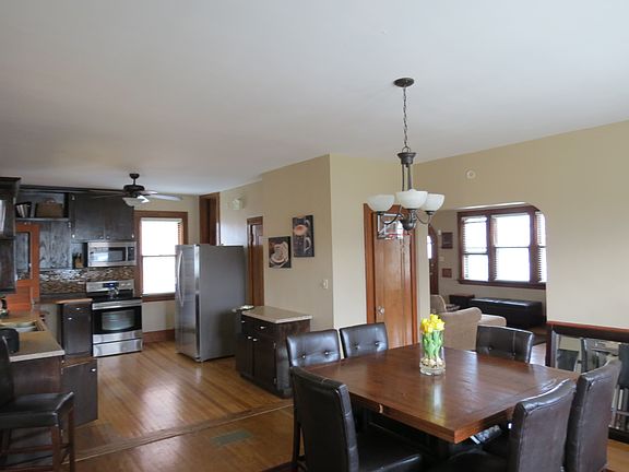 open concept, hardwood floors