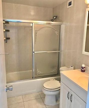 5th image of 400 Kings Point Dr APT 704
