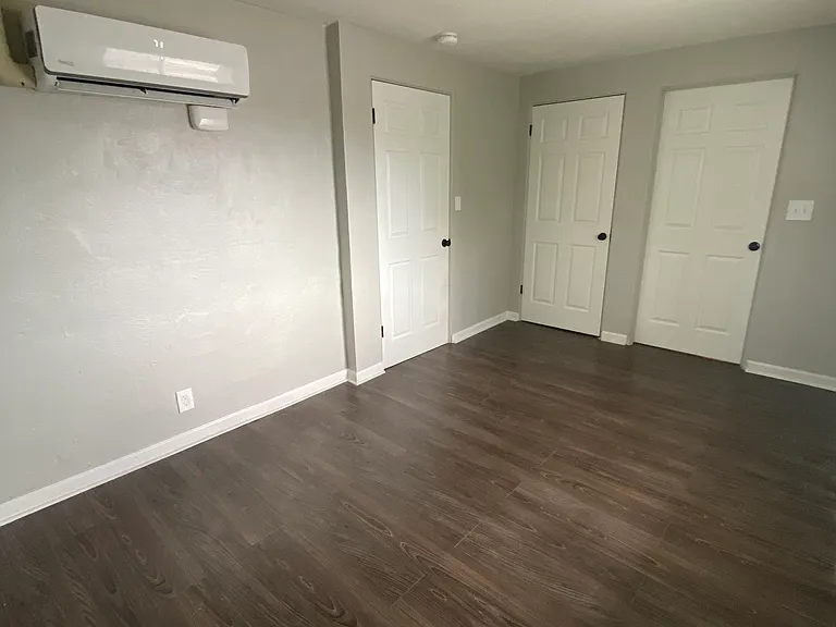28 Hilliard Rome Rd #C — Photo 3