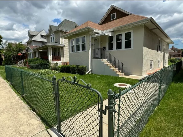 2621 S 59th Ave, Cicero, IL 60804