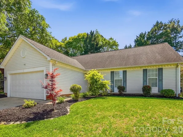 3419 Pondridge Ct, Charlotte, NC 28269