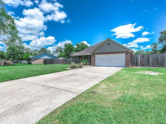 4th image of 69 Briar Oak Ct