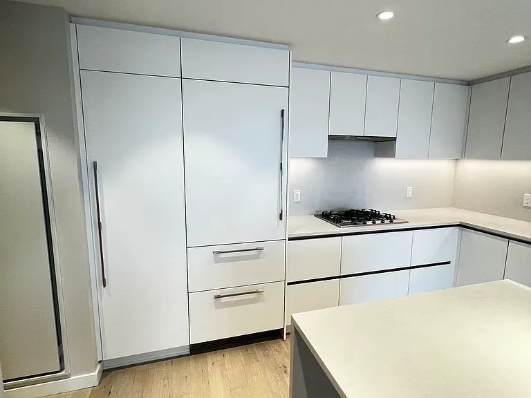 498 W 41st Ave — Photo 11