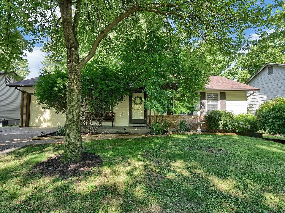 2nd image of 2357 Meadowpark Ct