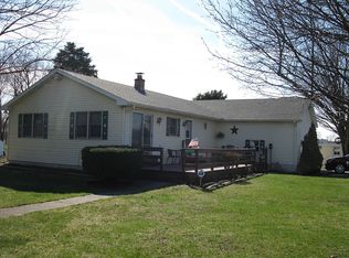 51719 Mayflower Rd, South Bend, IN 46628