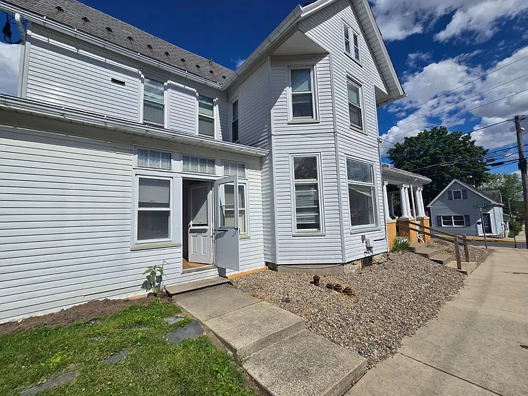 437 George St #1 — Photo 19