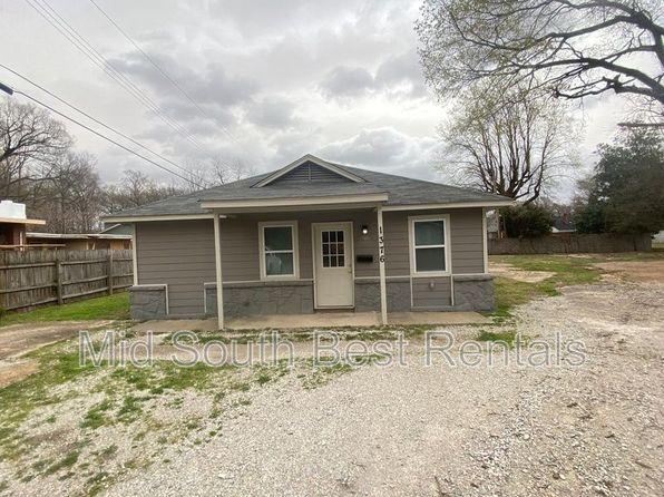 1376 Pillow St