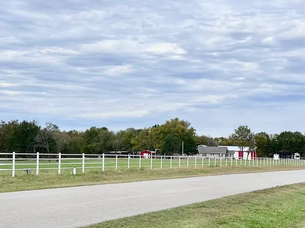 5475 Old Highway Rd, South Coffeyville, OK 74072