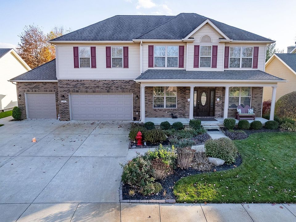 1st image of 39 Canyon Creek Cir
