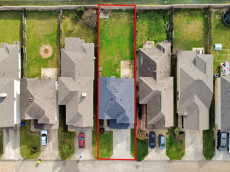 10814 Tobar Falls Cir — Photo 37