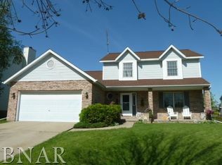 1326 Kenneth Dr, Bloomington, IL