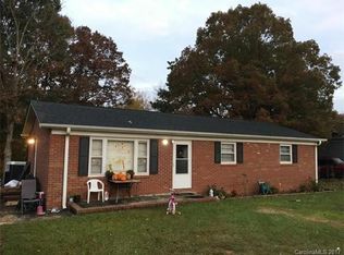 2624 Quail Ridge Dr, Gastonia, NC 28056