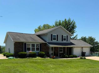 2648 Clearview Heights Rd, Fort Madison, IA 52627