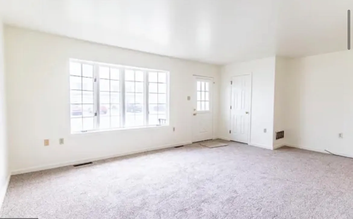 2 bed, 2.5 bath, 1400 sqft, $1,650 — Photo 4