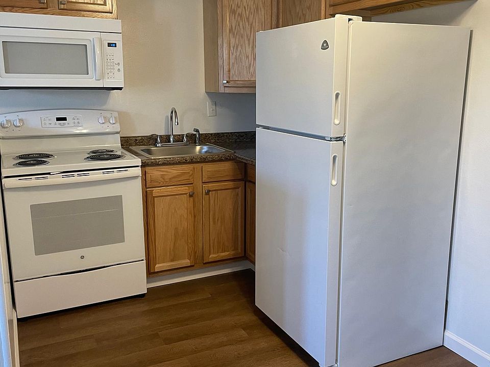 1st image of 1584 W Railroad St #14