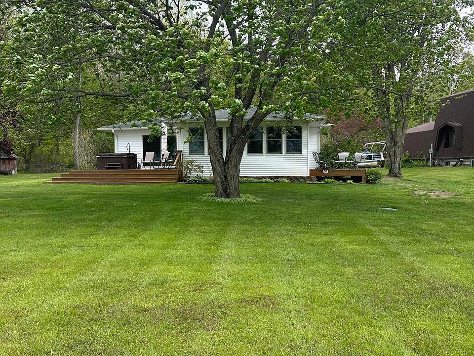 1st image of 2611 Nottawa Lake Dr