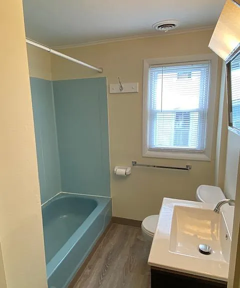 229 Pawling Ave — Photo 11