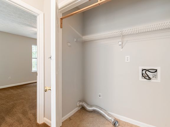 4th image of 6618 Meadow Green Cir #1