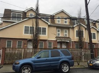 14 Patricia Ln, Bronx, NY 10465