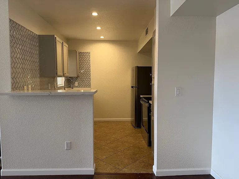 6650 W Warm Springs Rd #B — Photo 4