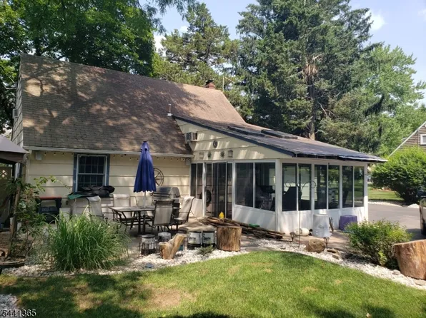 822 Mountain Ave, Bridgewater Twp., NJ 08807