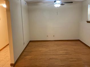 806 N Main St #4, Lansing, KS 66043