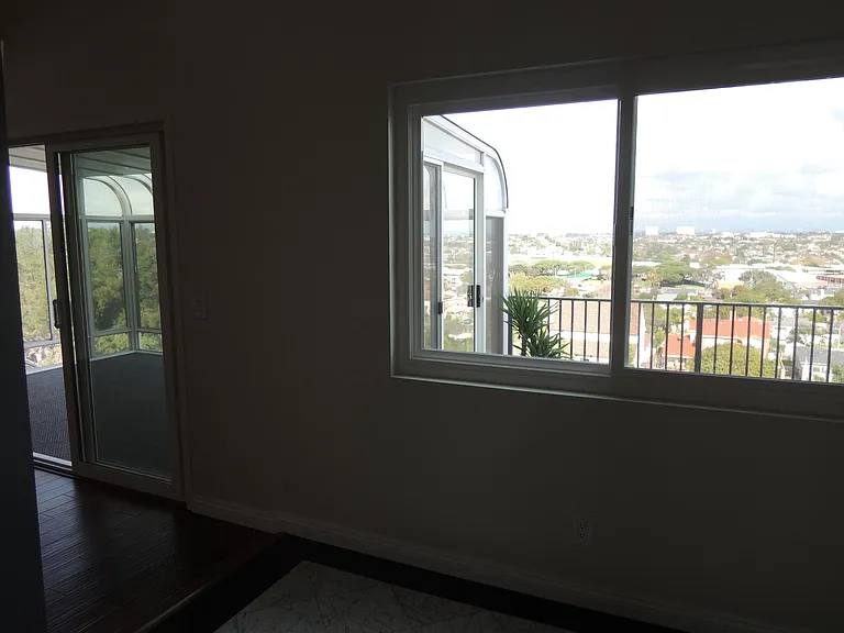 4527 Vista Largo — Photo 28