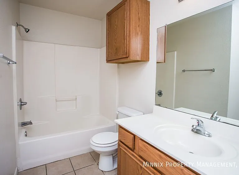 1206 N Bangor Ave #FS — Photo 14
