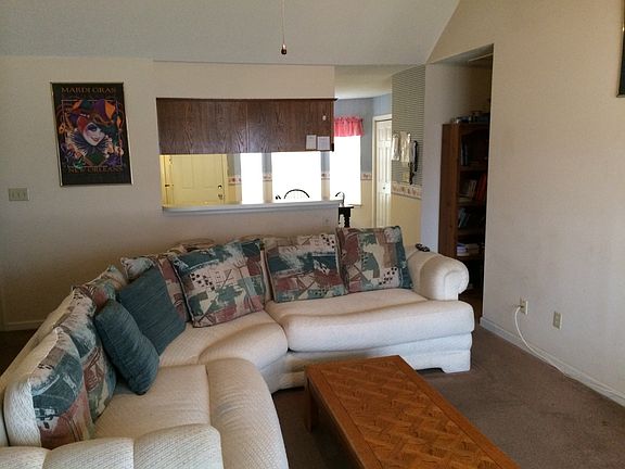 5th image of 7074 Hampton Dr