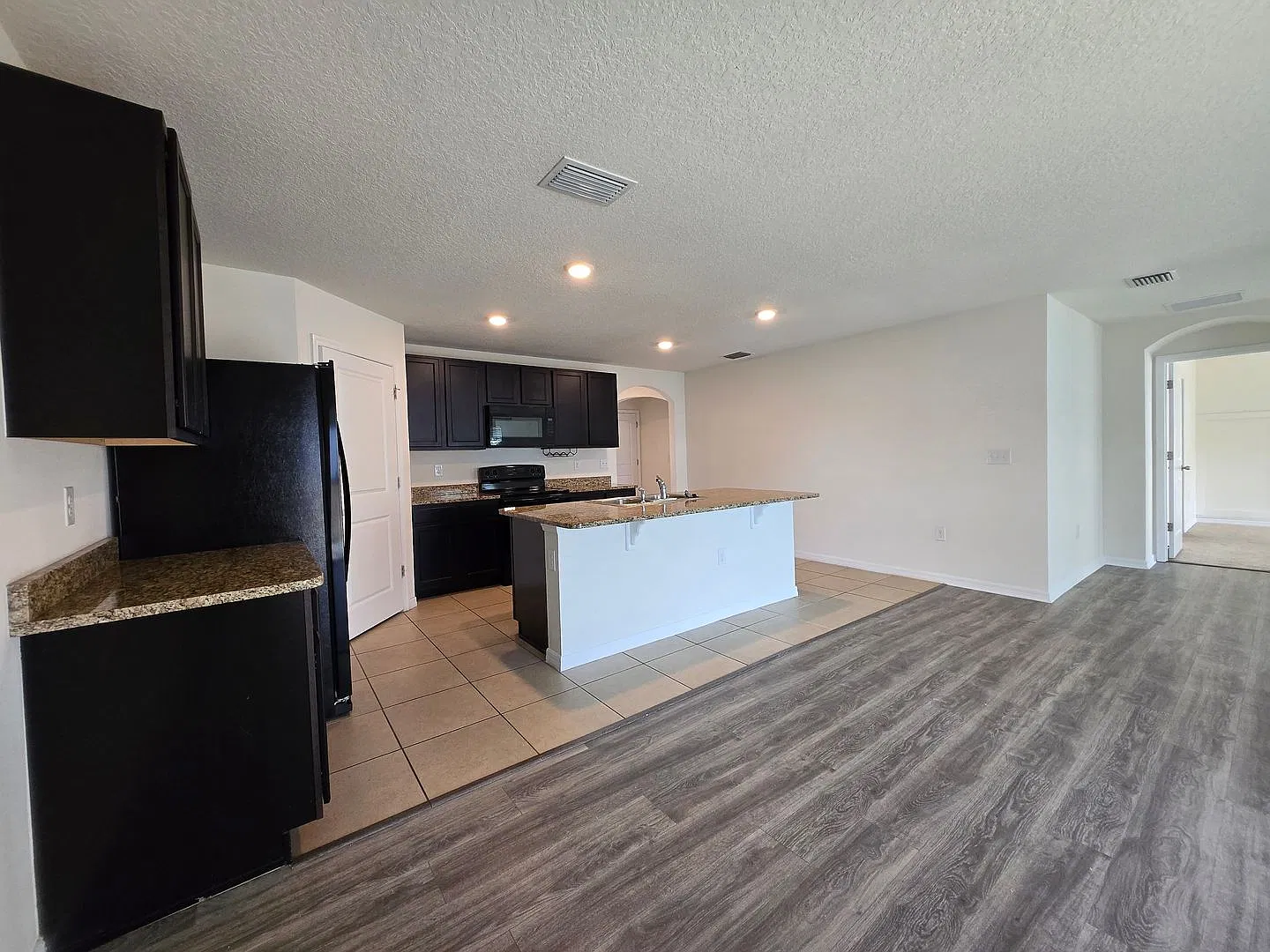 4 bedroom 2 bath Home for Rent in the Heart of Newberry — Photo 4