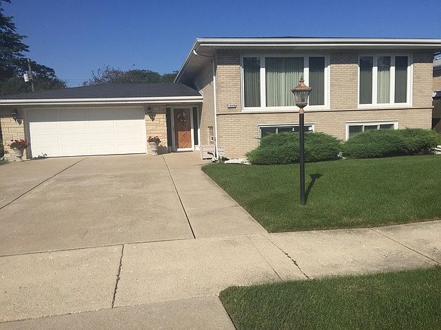 1st image of 16316 University Ave