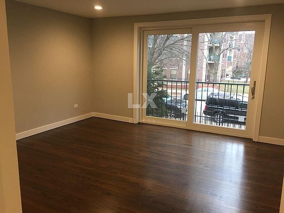 4th image of 1352 N Cleveland Ave #3D
