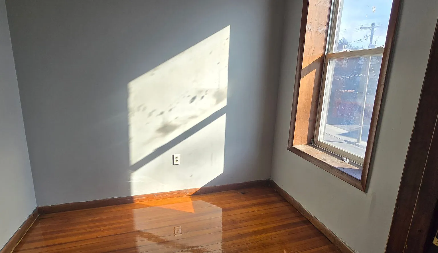 2 Bedroom Apartment — Photo 3