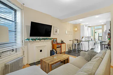 Rented by Cooper & Cooper Real Estate