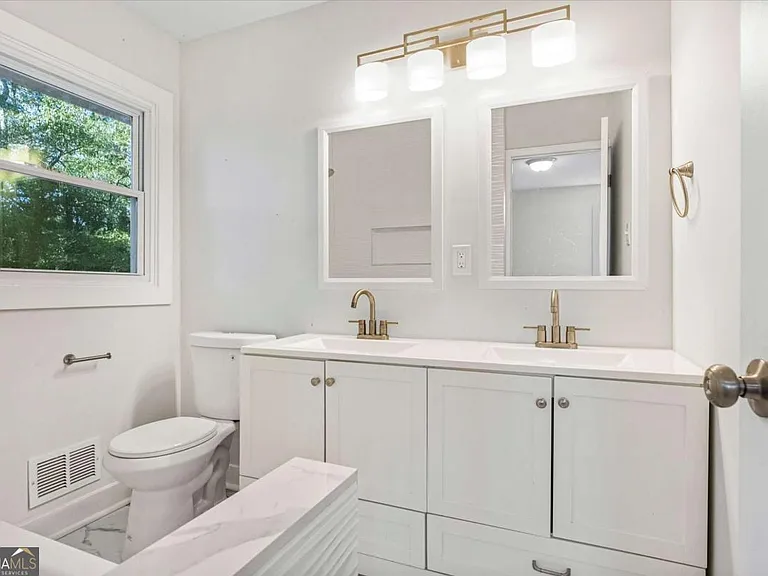 2905 Gresham Rd SE — Photo 24
