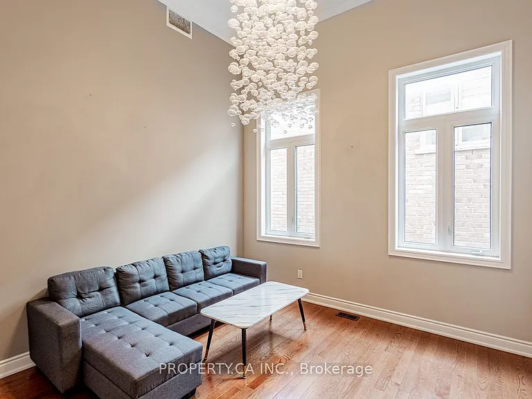 45 Marbrook St — Photo 12